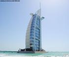Burj Al Arab Hotel, lüks otel, bir binanın yapay bir ada, Dubai,  Birleşik Arap Emirlikleri üzerinde 321 metre